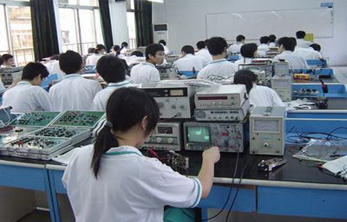 陕西振华职业中等专业学校电子信息技术专业简介（信息工程方向）